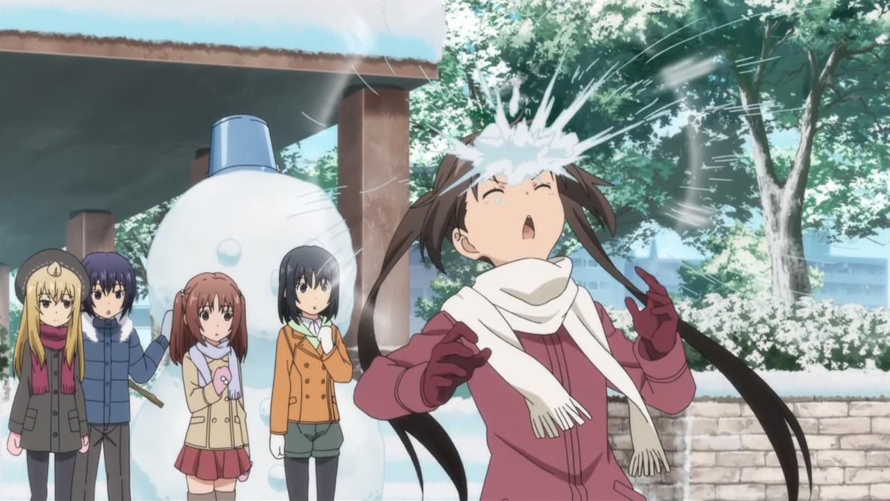 Fredag 9 december 2016 – Snebold-kamp og vinterlege